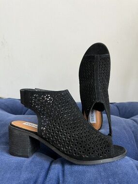 Steve Madden - Black Deborah Peep Toe Shoes Sandals - Women 6.5